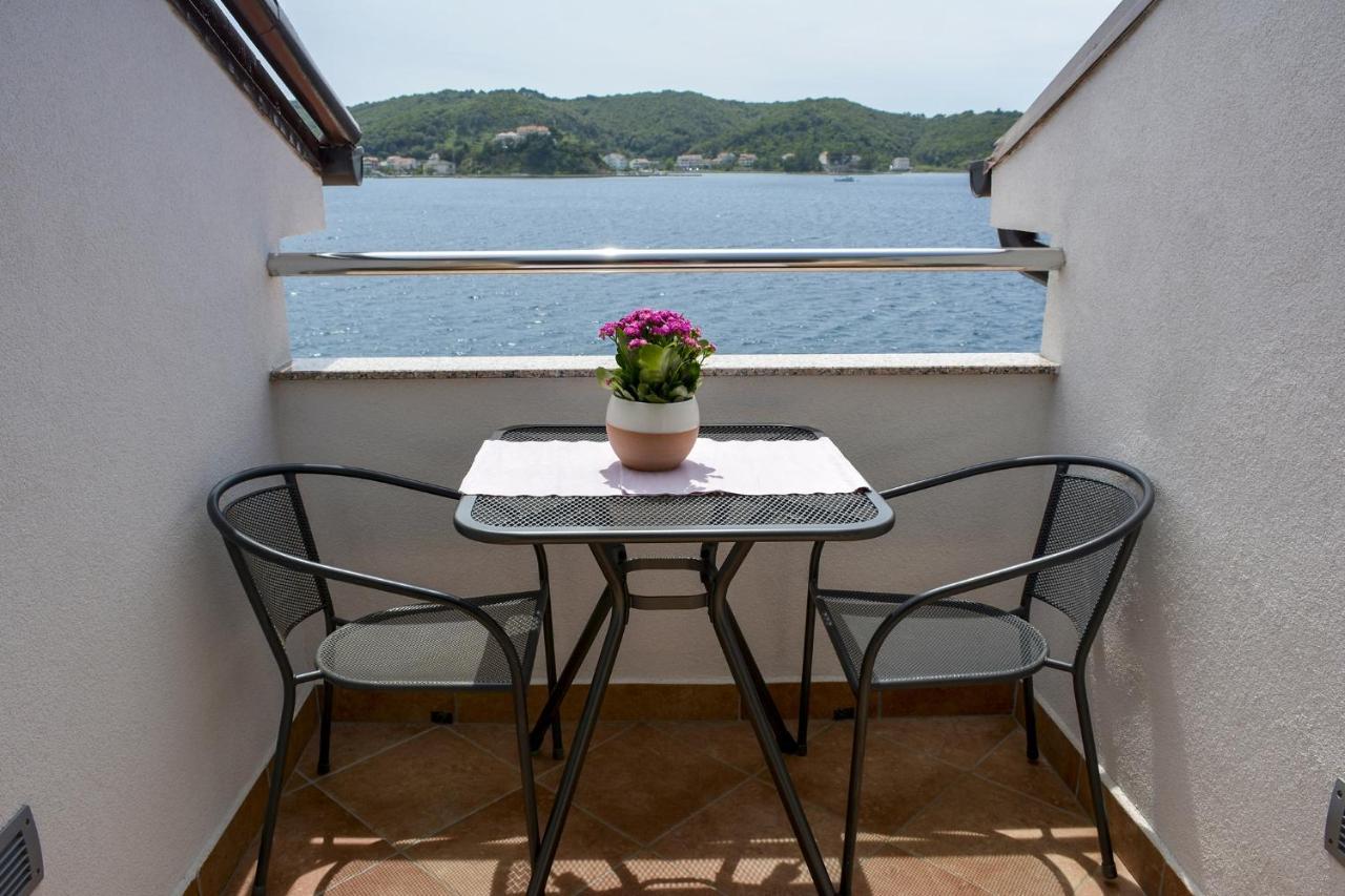 Apartmani Andela Kordic Supetarska Draga Exterior foto